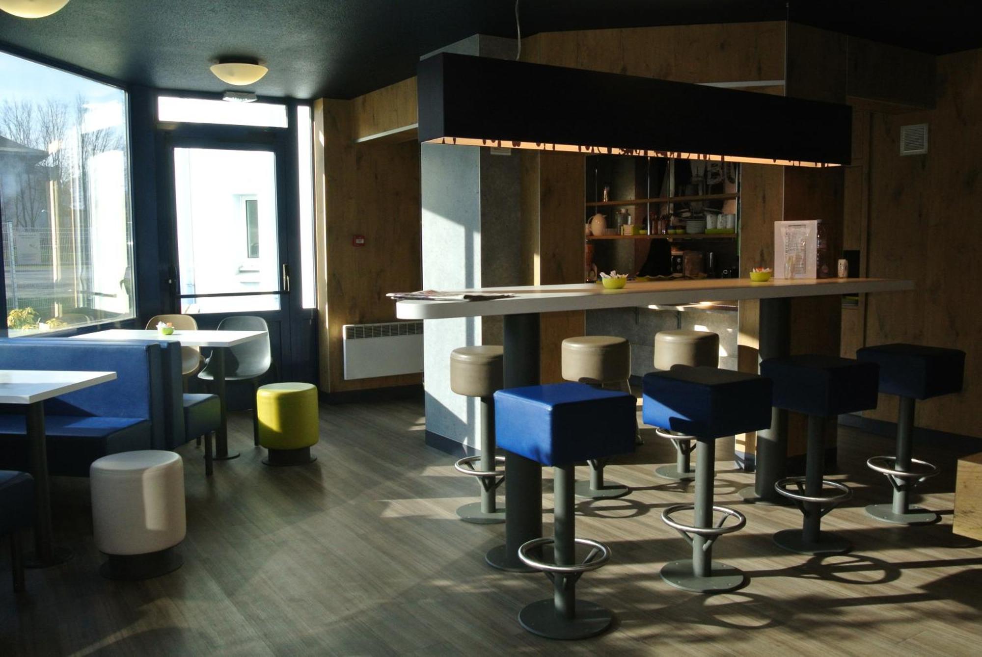 Ibis Budget Chambery Sud Challes Les Eaux Eksteriør billede